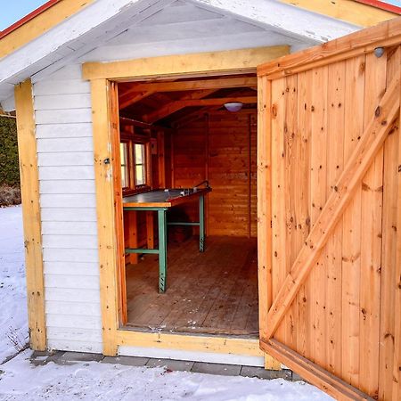 Vandrarhemmet Stranden Mora Bagian luar foto
