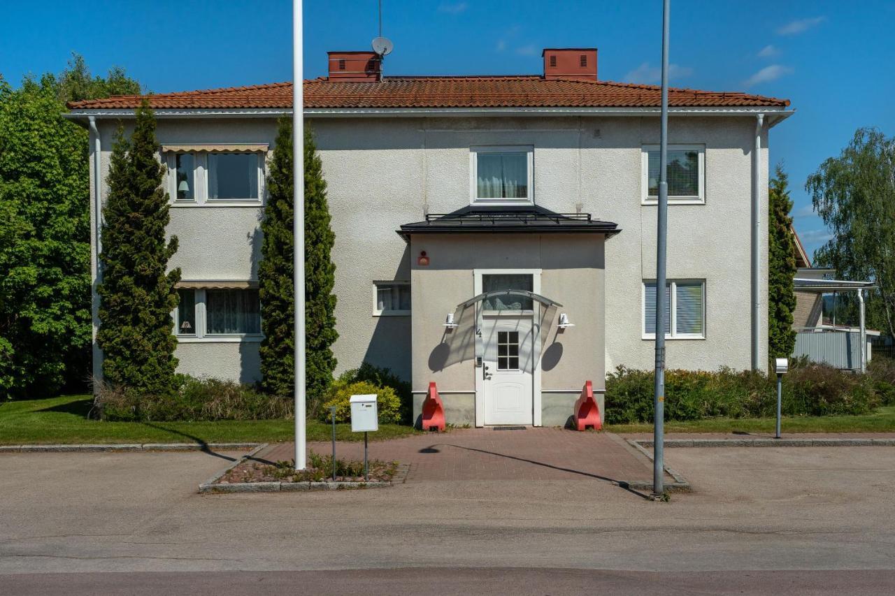 Vandrarhemmet Stranden Mora Bagian luar foto